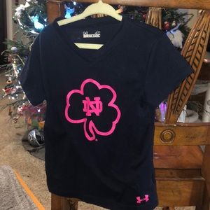 Girls Under Armour ND Clover shirt